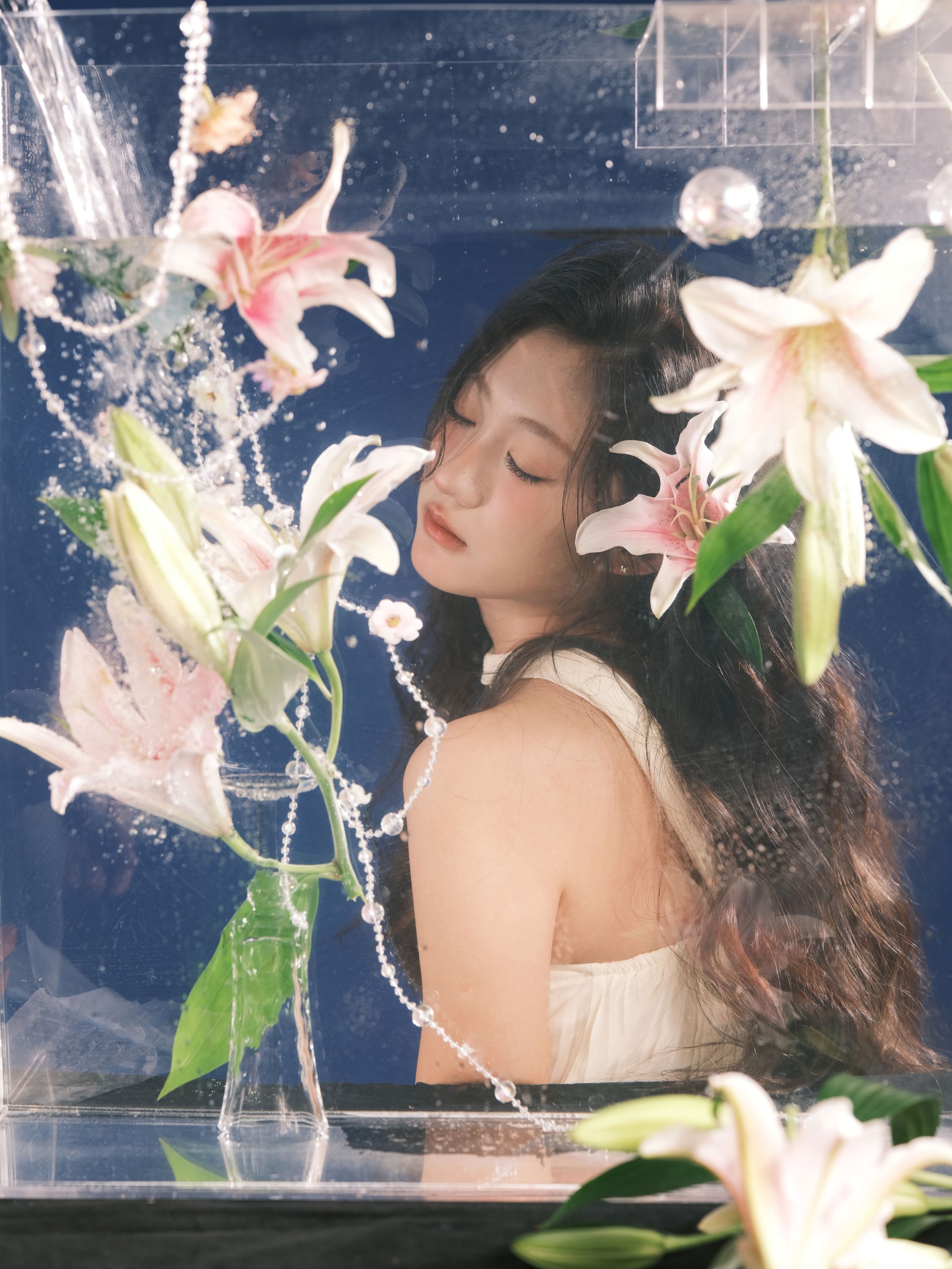 鲨鱼牙 – 《水中花梦》[15P]